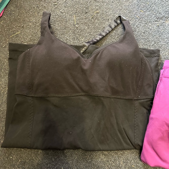 Lululemon too bundle x3 - Picture 4 of 10